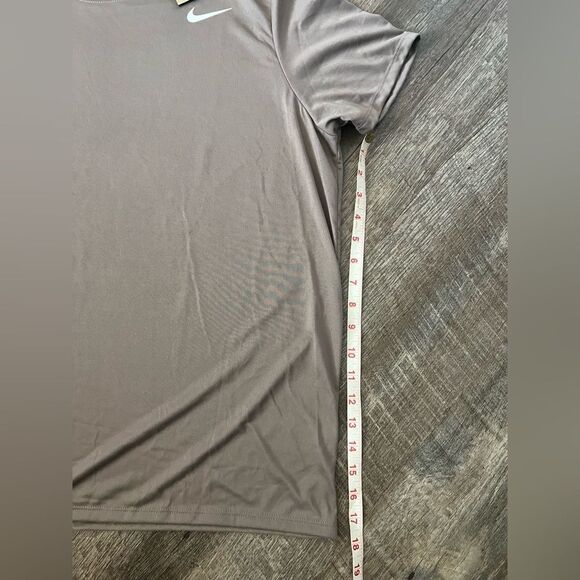 Nike Dri-Fit Short Sleeve Tee- Size XXL - Picture 5 of 6